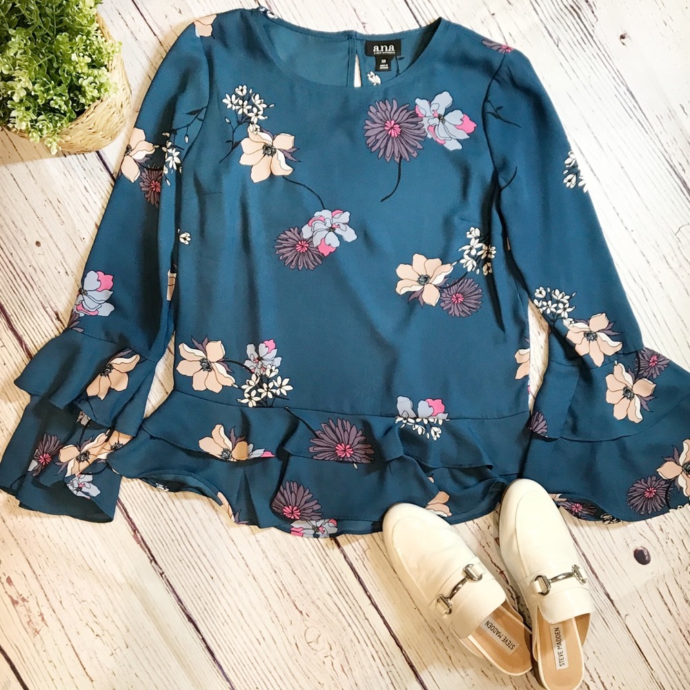 NWOT Blue Floral Peplum Blouse size XS
